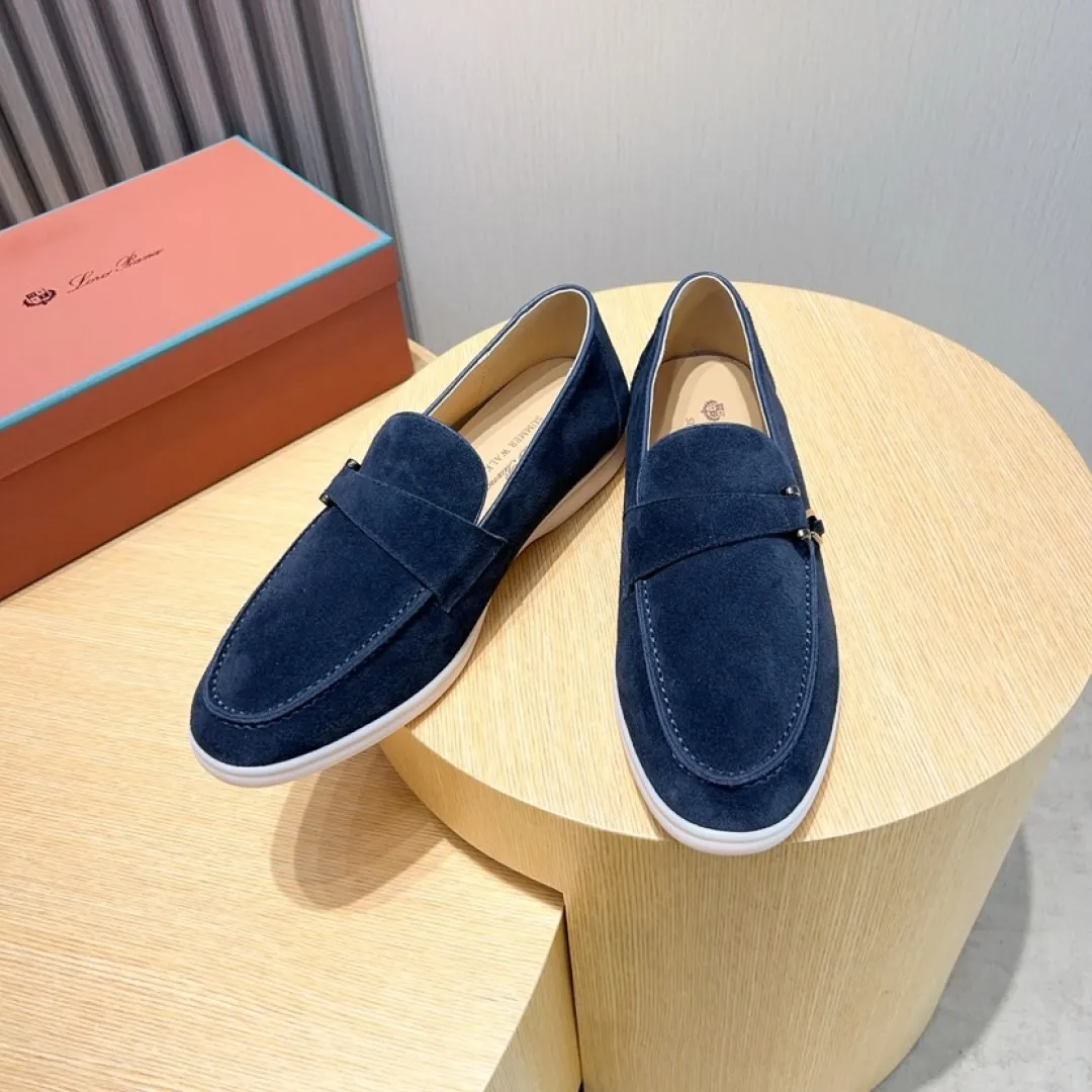 Men's Men's Shoes💰Men's Shoes💰440💰[loro piana] Couple's Style - The new moccasins are made of water-repellent treated suede uppers with rubber soles, a classic. The complex craftsmanship and meticulous structure make the shoes light and soft, allowing you to walk comfortably and freely. Perfect for wearing at the beach or out in the water during the summer. Women’s size: 35-40 Men’s size: 38-45